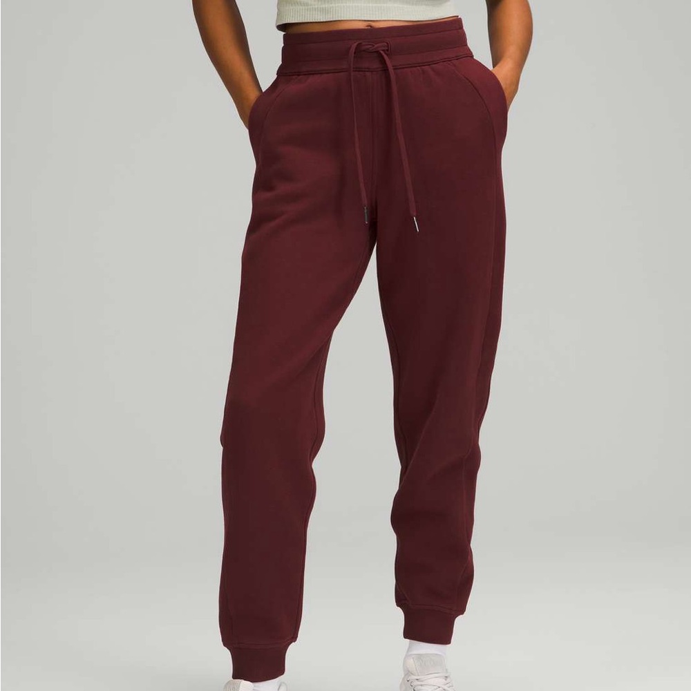 Lululemon Scuba Jogger Sweats